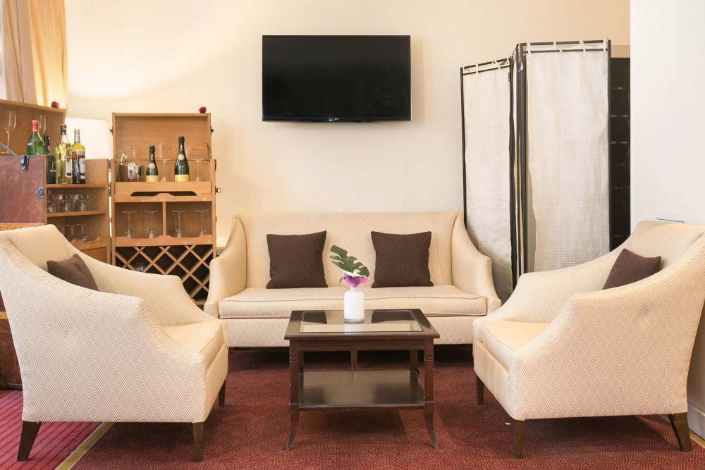 Hotel Etoile Saint Ferdinand by HappyCulture - The Hotel